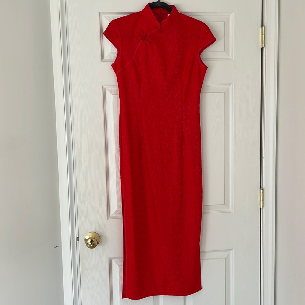 NWT Red Chinese Qipao Lace Slit Dress Perfect for Weddings
